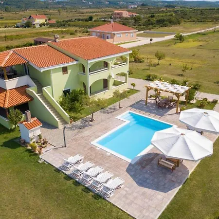 Mit Whirlpool Appartement Krneza