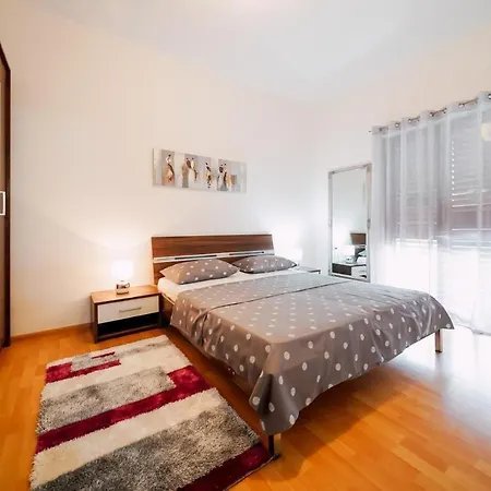 Apartament Mit Whirlpool Krneza